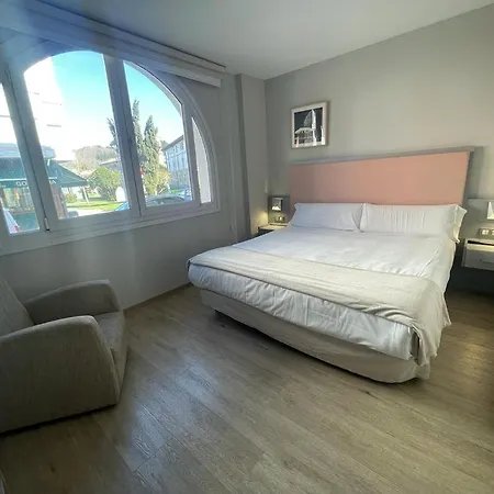Nagusi 3*