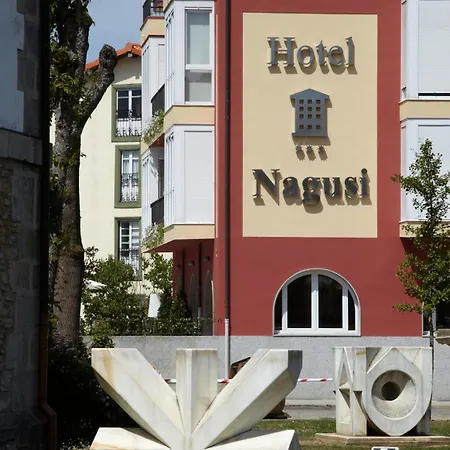 Nagusi 3*