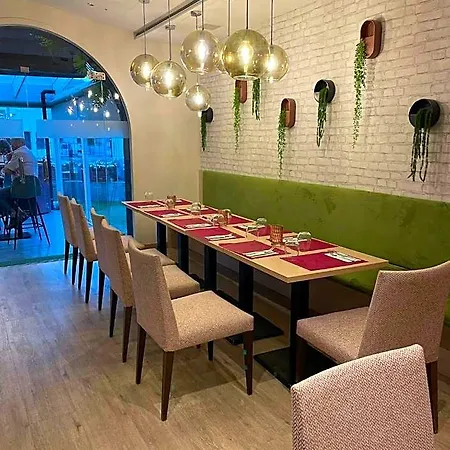 Hotel Nagusi 3*
